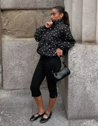 Capri-housut, joissa on halkiot lahkeensuissa – #Bershkastyle – Naiset