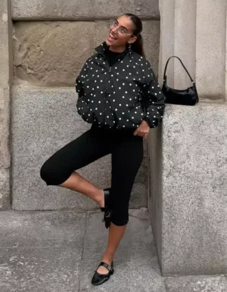 Capri-housut, joissa on halkiot lahkeensuissa – #Bershkastyle – Naiset