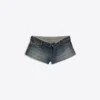 Denim-minishortsit, taitettu vyötärö