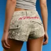 Ed Hardy X Bershka -brodeeratut Shortsit – naisille