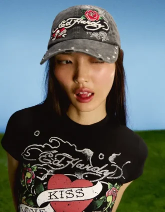 Ed Hardy X Bershka -kirjailtu lippalakki