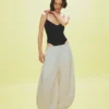Hihallinen drapeerattu body