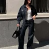 Lyhyt pallomainen Denim-takki – Takit ja trenssit