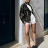 Naisten Leather Funnel Neck Takki