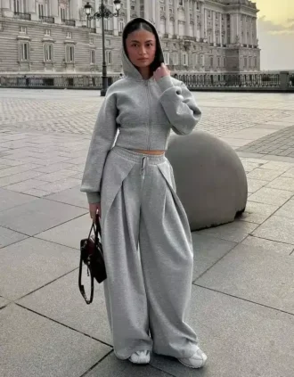 Neopreenivaikutteiset Wide Leg housut, joissa on kiristysnauhat – #Bershkastyle – Naiset