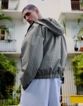 Oversize-kokoinen ruudullinen tekninen takki – Takit