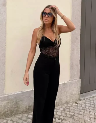 Pitsihihainen bodysuit