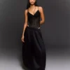 Pitsinen olkaimellinen body – #Bershkastyle – Naiset