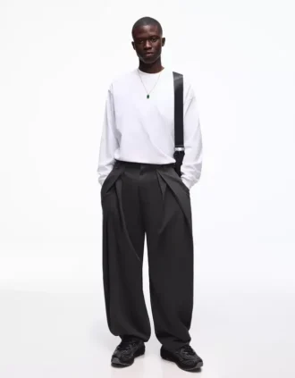 Super Baggy Tailored Fit -housut, joissa on tikkaukset – Housut