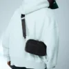Tekninen olkalaukku, jossa on monogrammi – Asusteet