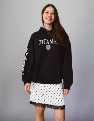 Titanic-kuvioinen huppari